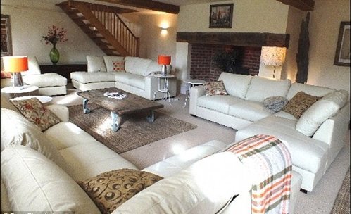 皮特朱莉豪宅內(nèi)部曝光 造價(jià)千萬堪比大型會所